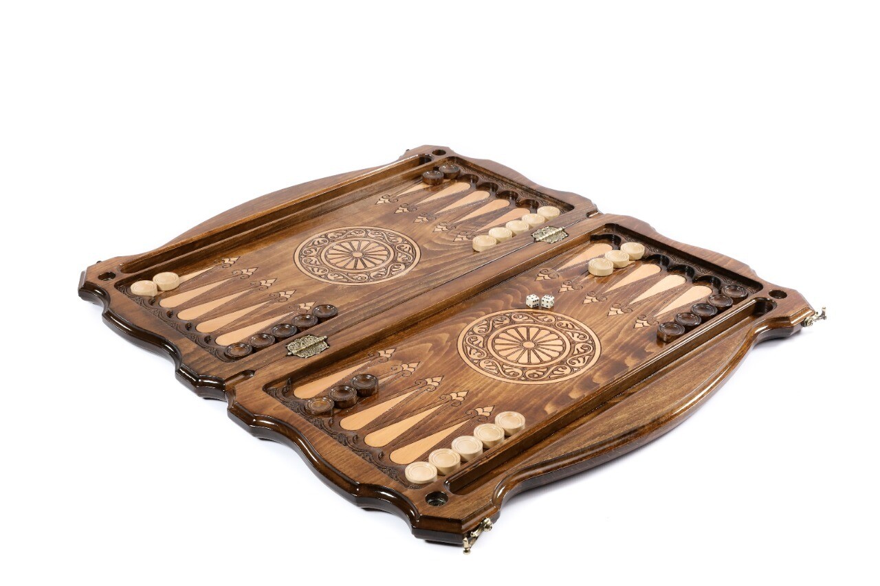 Horse backgammon with copyrighted contour outline