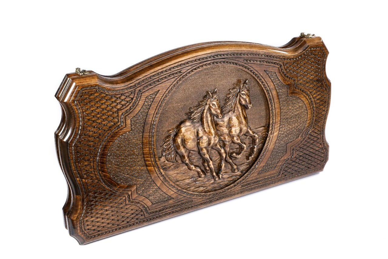 Horse backgammon with copyrighted contour outline
