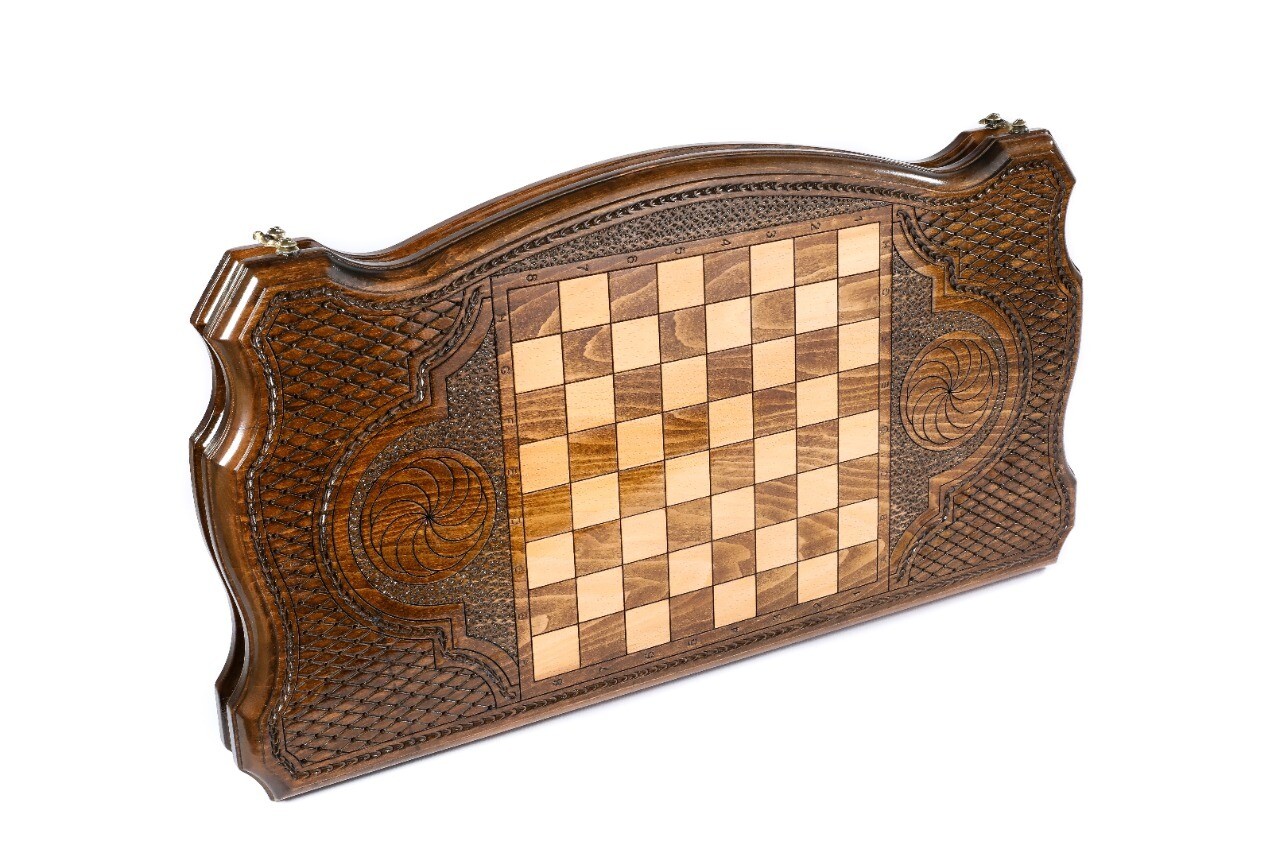 Horse backgammon with copyrighted contour outline
