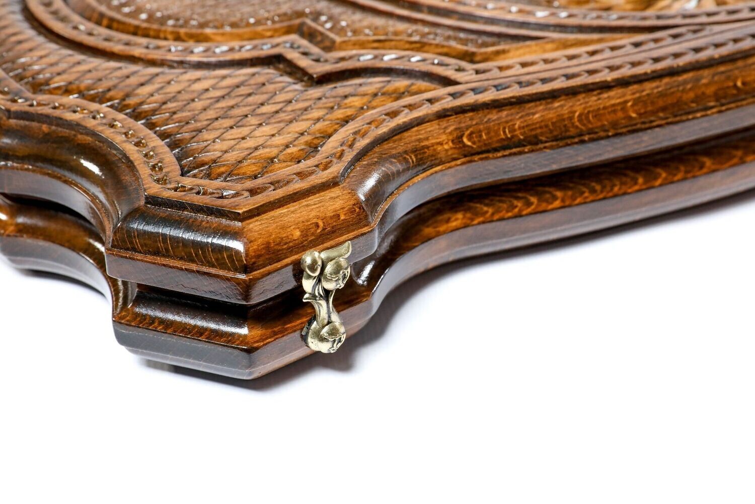 Pomegranate backgammon with copyrighted contour outline