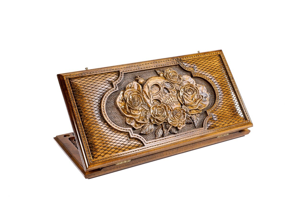 Backgammon Skull With Roses 24&quot;x12&quot;x2&quot;