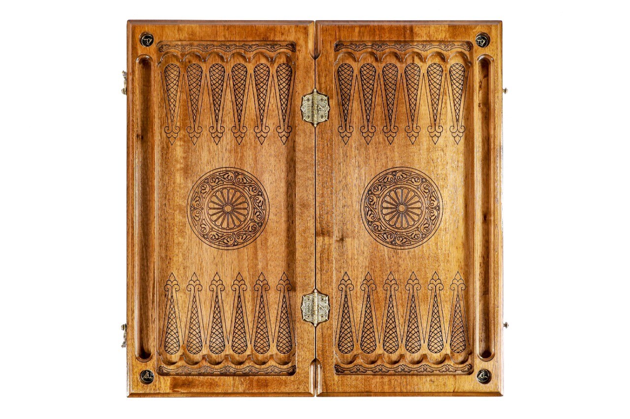 Tree-epoxy backgammon classic