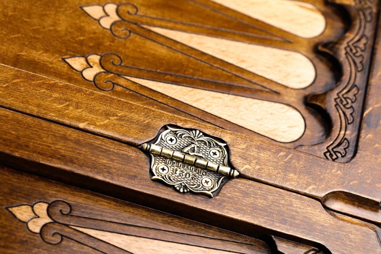 Backgammon Lion with copyrighted contour outline 24&quot; x 12&quot; x 2&quot;