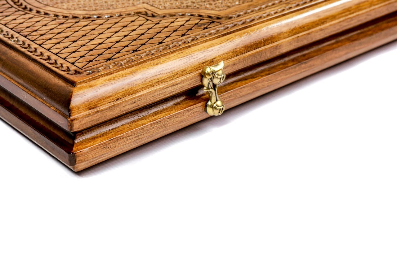 Tree-epoxy backgammon classic