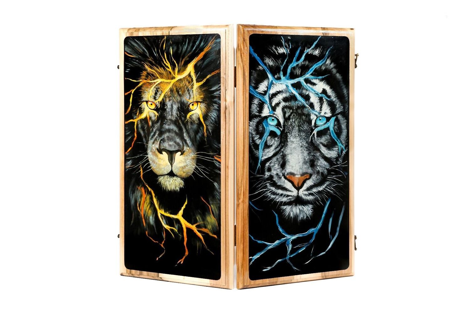 Lion-epoxy backgammon, two-sided, classic 24&quot; x 12&quot; x 2&quot;