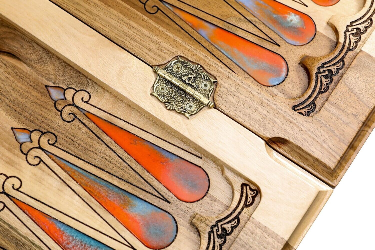 Lion-epoxy backgammon, two-sided, classic 24&quot; x 12&quot; x 2&quot;