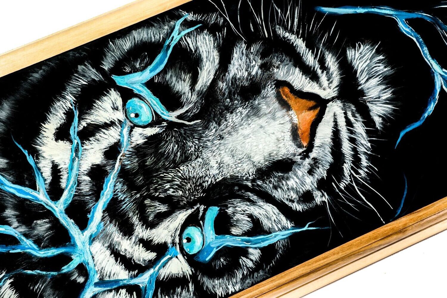 Lion-epoxy backgammon, two-sided, classic 24&quot; x 12&quot; x 2&quot;