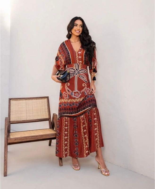 Pendant Adjustable Sleeve Maxi Dress