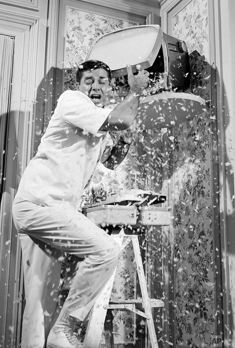 Jerry Lewis. Come  smontare la macchina cinema in cinquanta film
