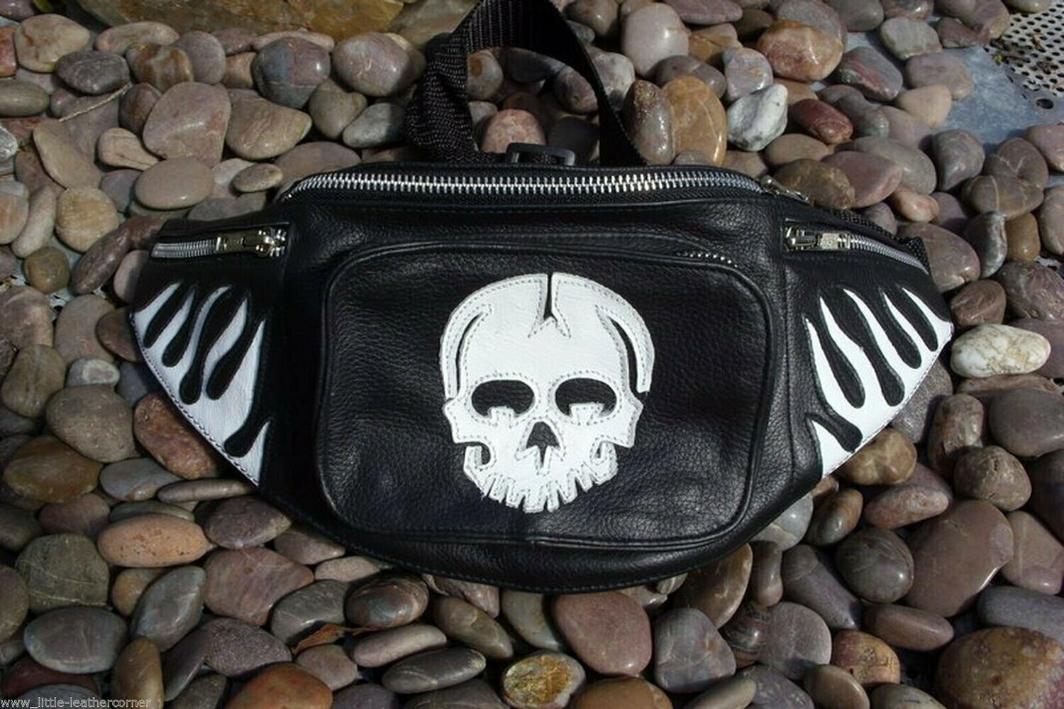 ChaCha-Leder Bauchtasche Rinderleder,weiße Flammen+Totenkopf,Gürteltasche NEU