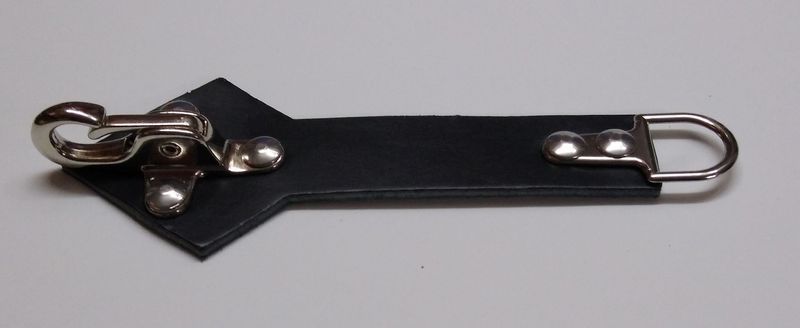 Kuttenverschluss Lederwesten Aufnietkarabiner-Verlängerung 15cm Kuttenverschluss Lederwesten Aufnietkarabiner-Verlängerung 15cm