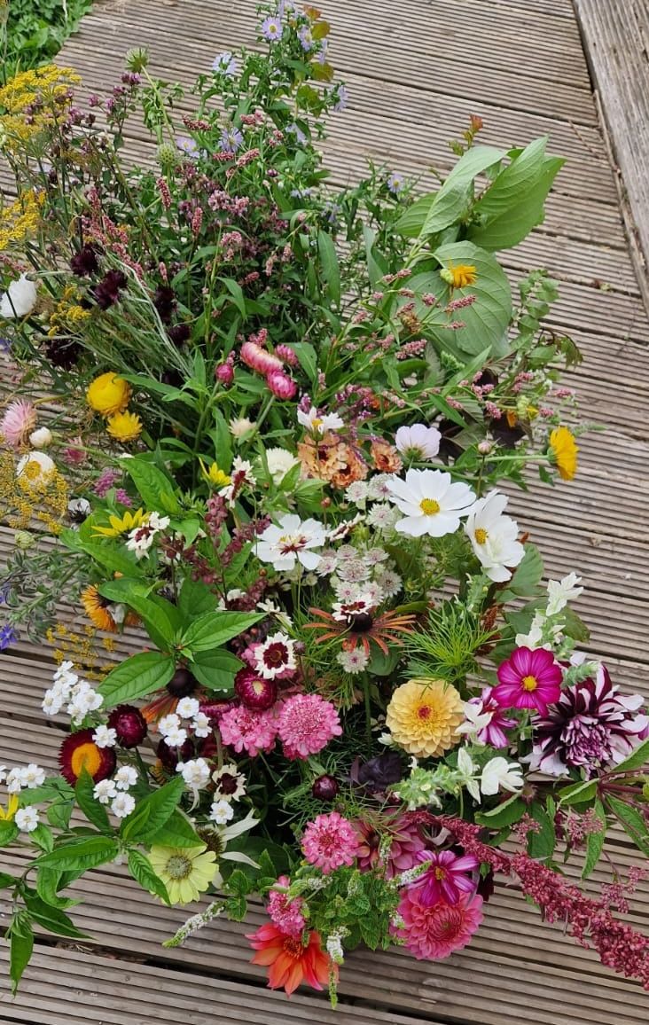 Foraged &amp; Found: Hedgerow Hand-Tied Bouquet