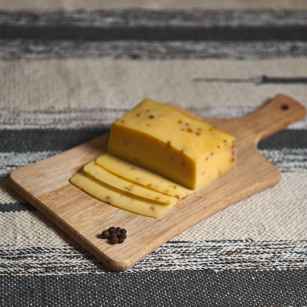 Сыр с пажитником