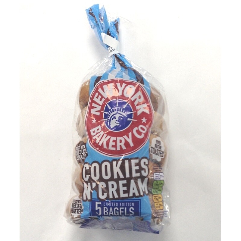 New York Bakery Co. Cookies N Cream Bagels