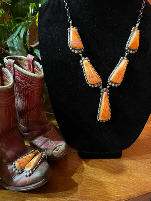 Necklace - Spiny Oyster by Betta Lee - Native