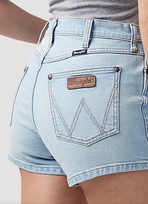 Wrangler Womens Shorts - Hazel - Lightwash 