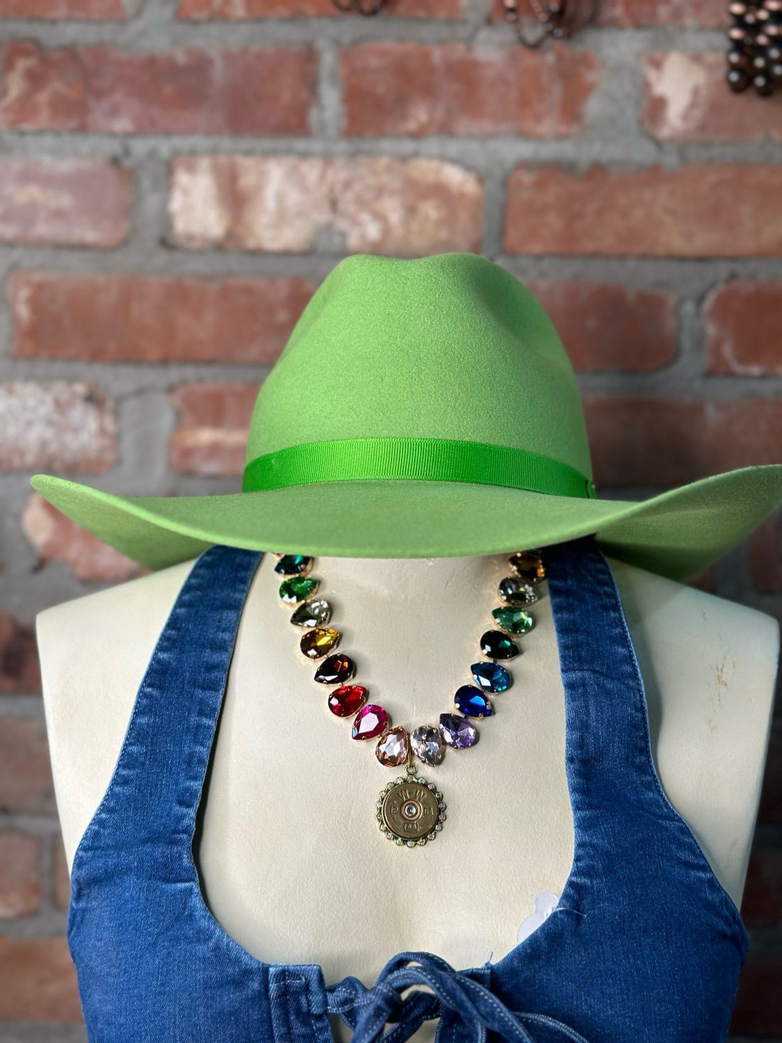 Aim To Sparkle - Necklace