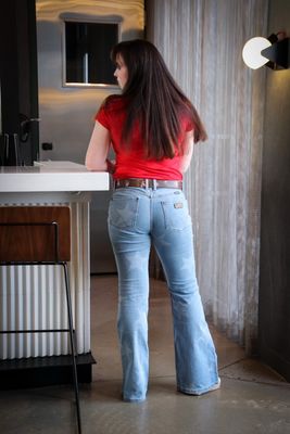 Wrangler Retro Mae Flare Jean - Mid Rise Alice
