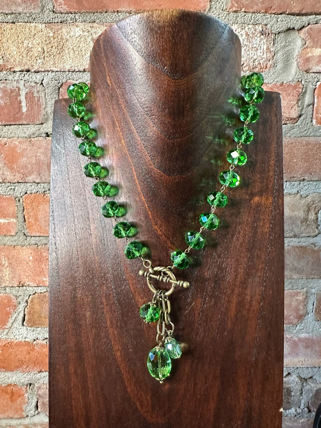 Green With Envy - 20&quot; Faceted Bead Necklace