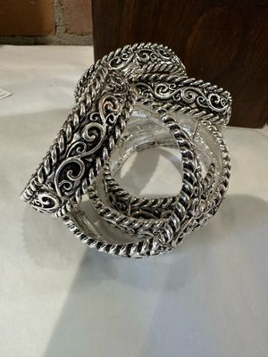 Western Scroll Stretch Bracelet - Silver Tone