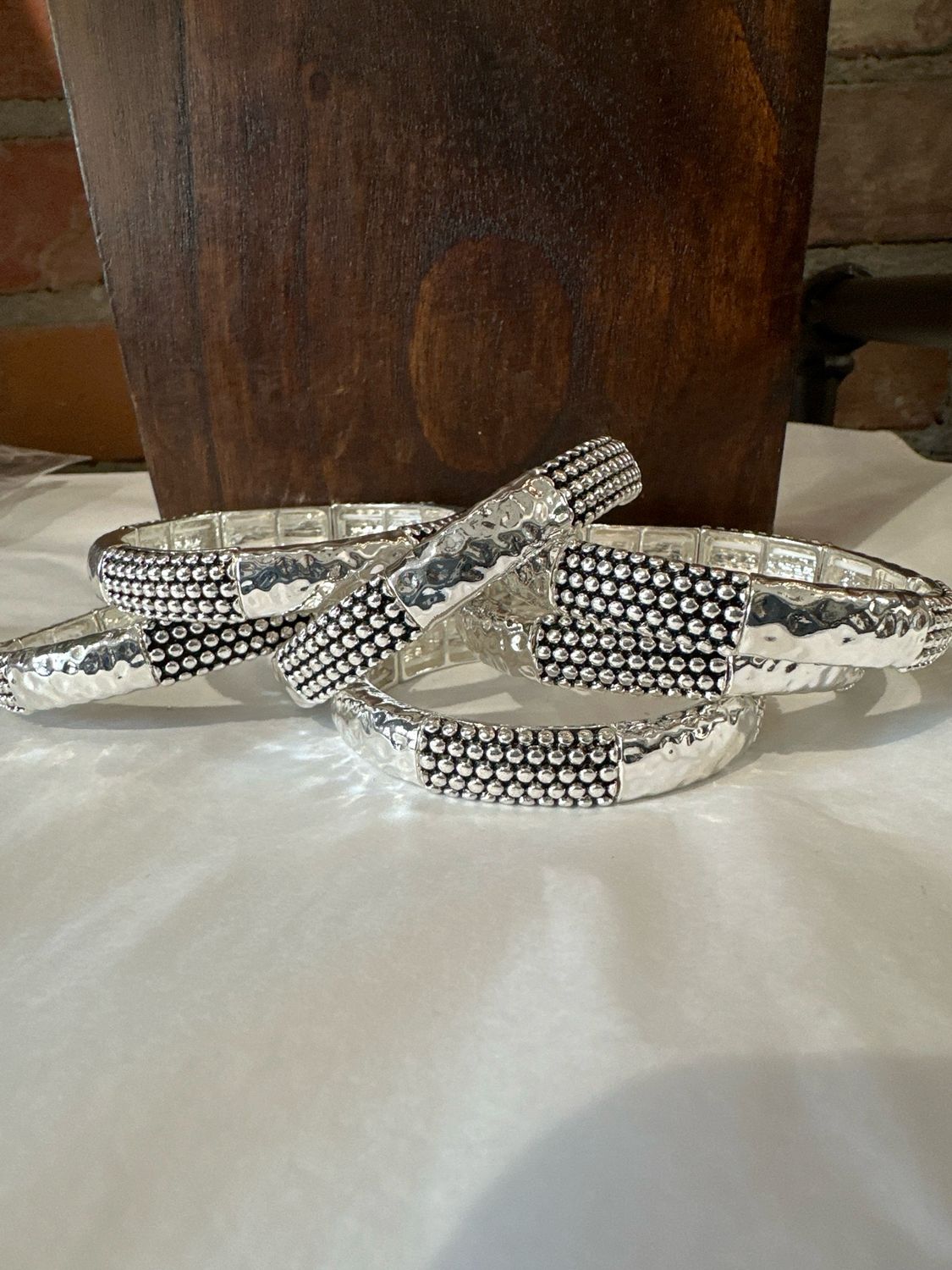 Stretch Bracelet Mini Bubble w Hammered Silver