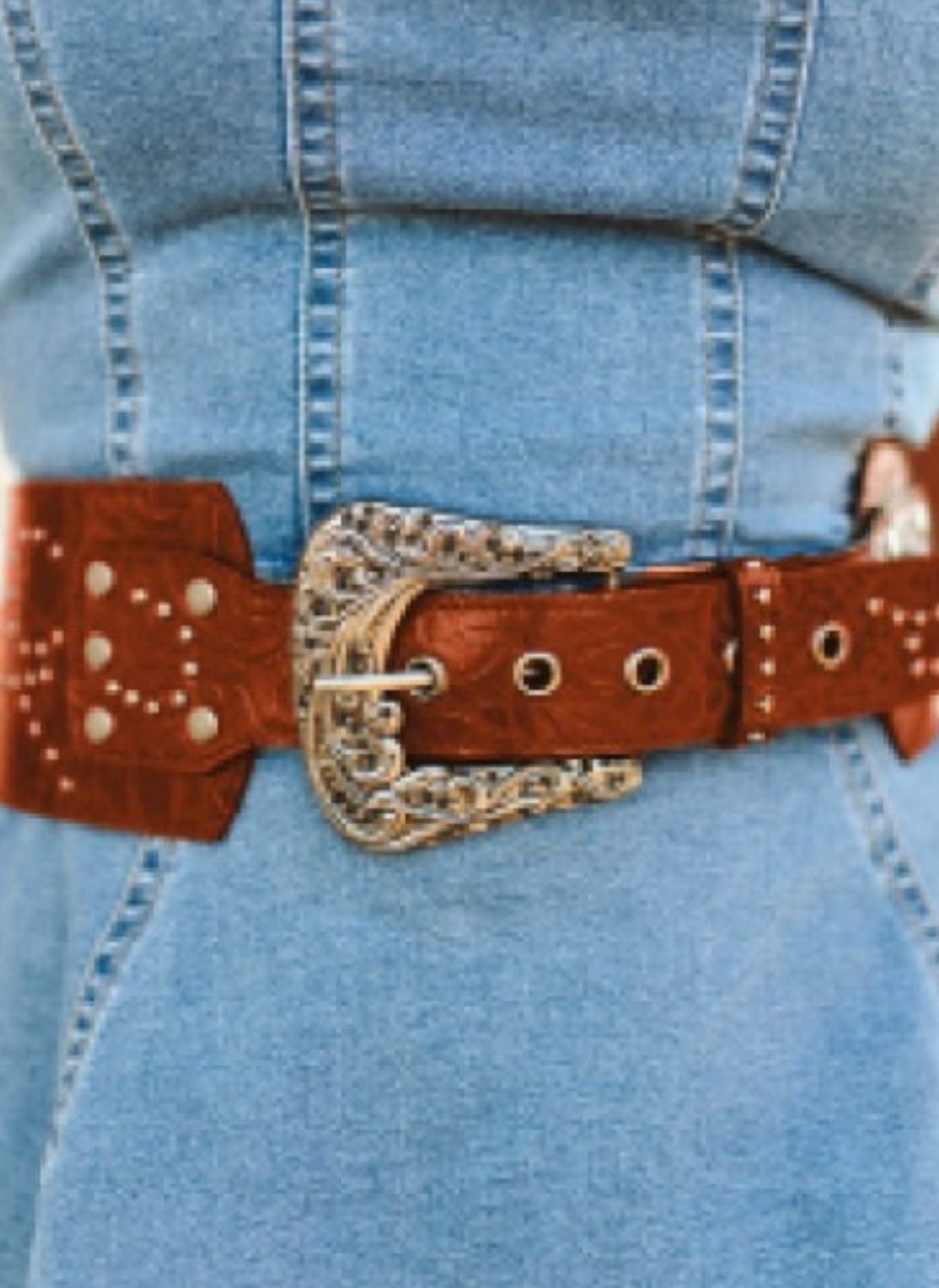 3.25&quot; Wide Belt With Conchos - Cognac 