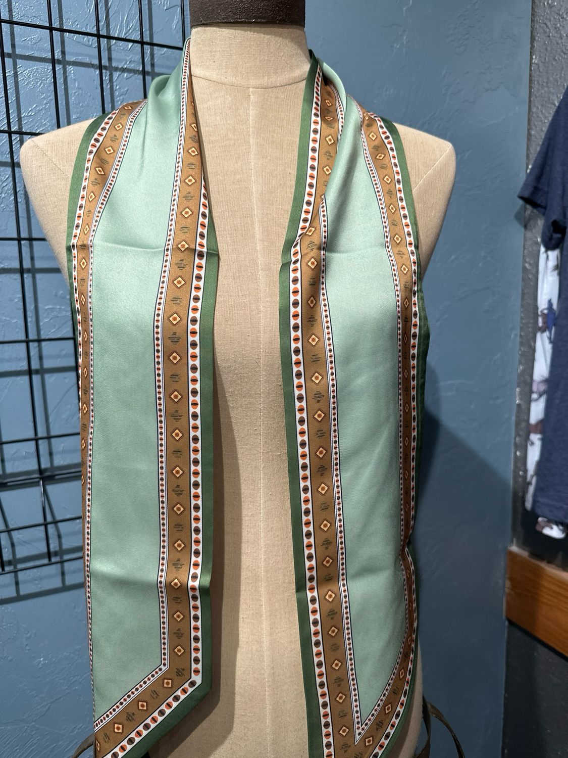 Those 70's Vibes - Green Scarf