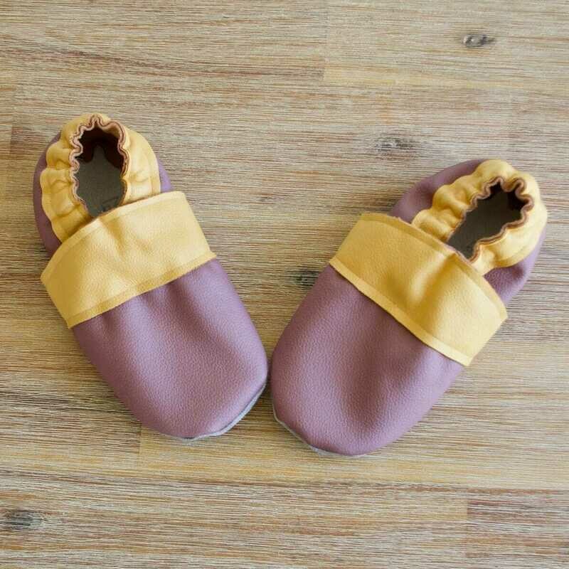 Chaussons cuir souple taille 29