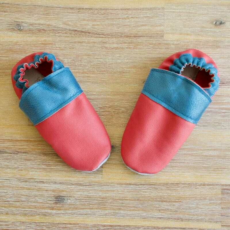 Chaussons cuir souple taille 32