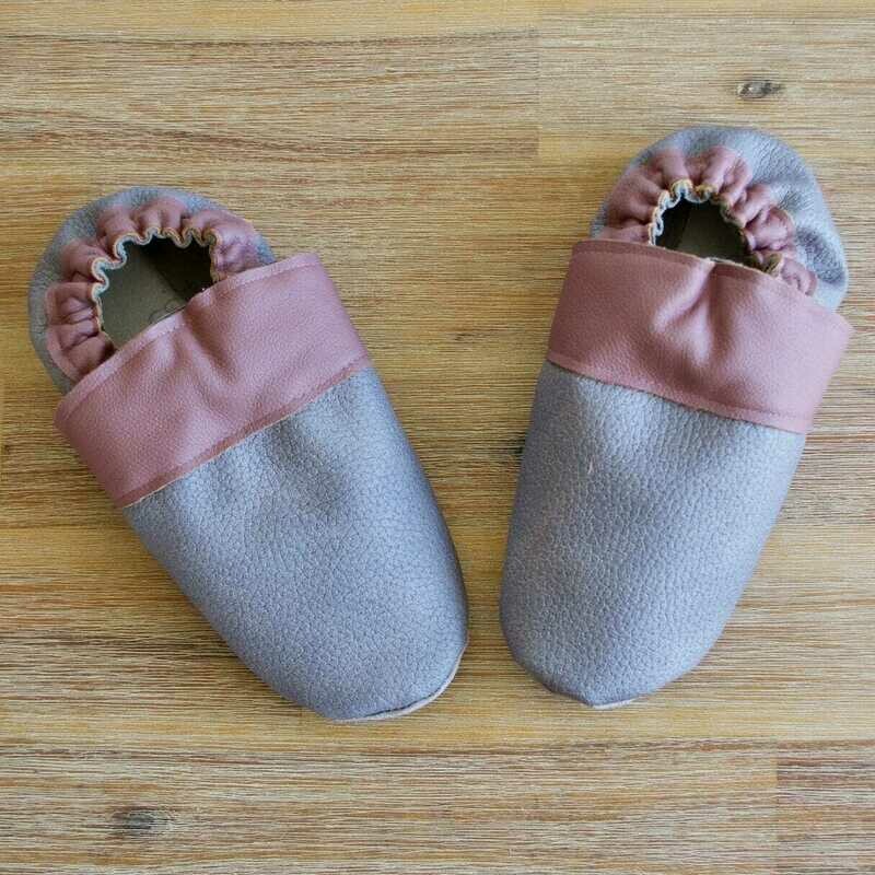 Chaussons cuir souple taille 35