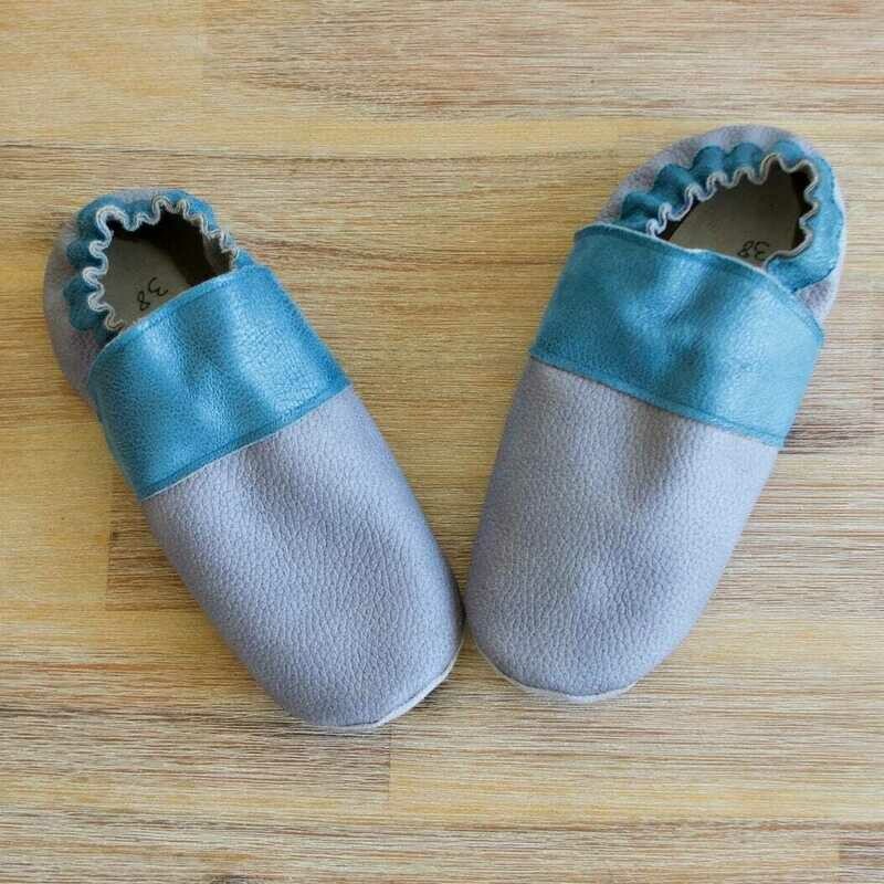 Chaussons cuir souple taille 38