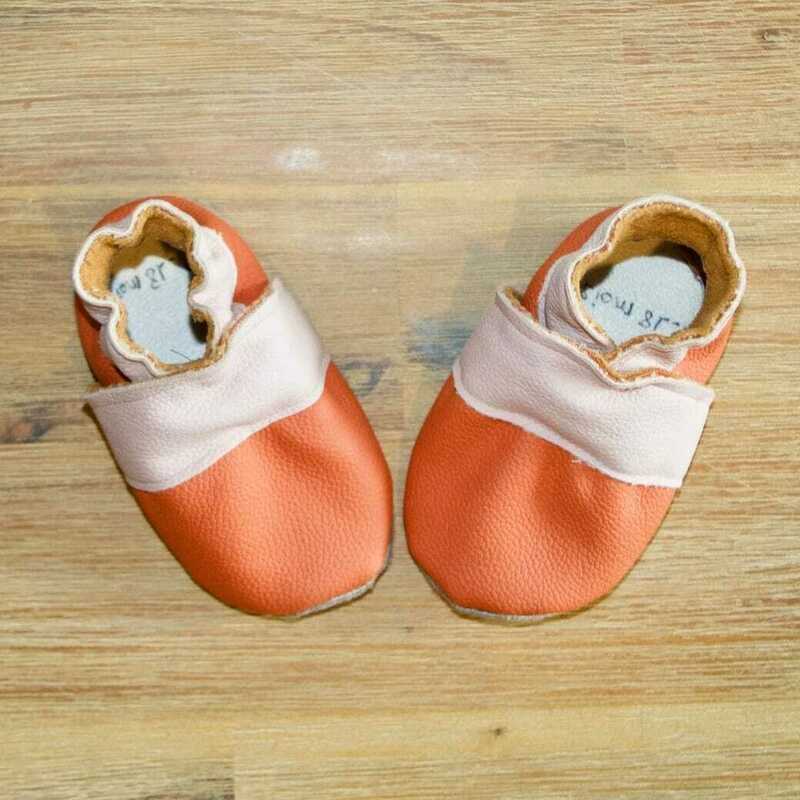Chaussons cuir souple taille 12 à 18 mois