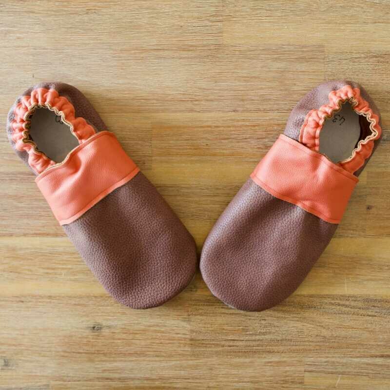 Chaussons cuir souple taille 43