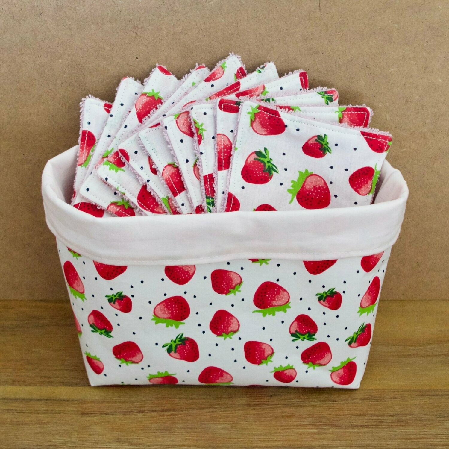 Panière + Lingettes démaquillantes Fraises/Rose 10x10cm lot de 10