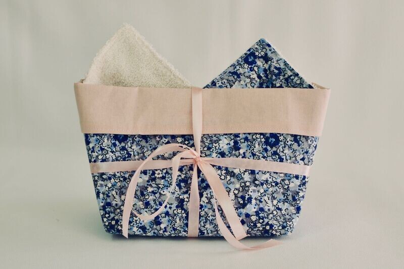 Panière + Lingettes démaquillantes Fleurs bleues/Rose clair 10x10cm lot de 10