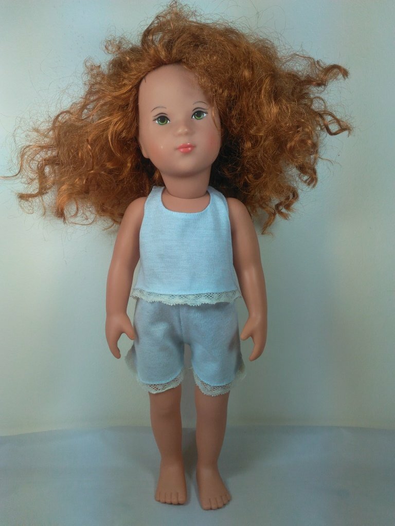 poupeé grande taille