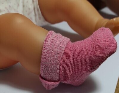 OFFERT: Patron pour chaussettes taille unique pour poupées et poupons