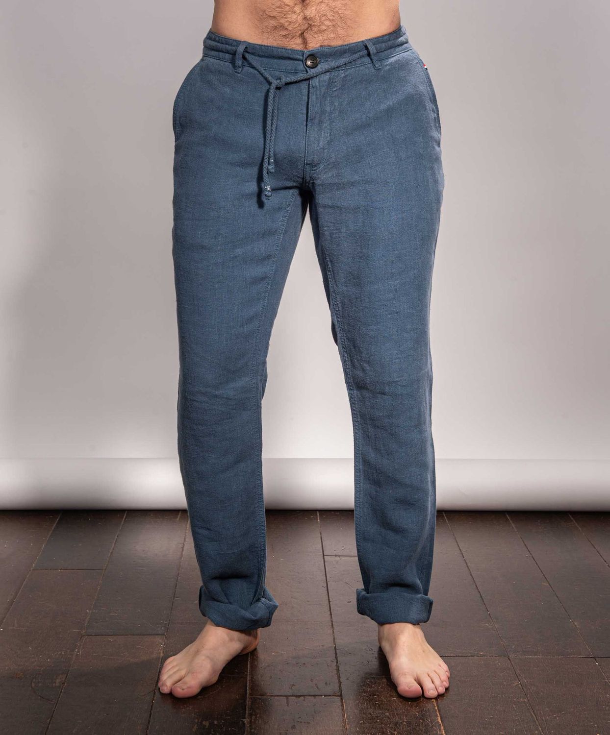 ​Pantalon en lin slim fit bleu La Cible Rouge