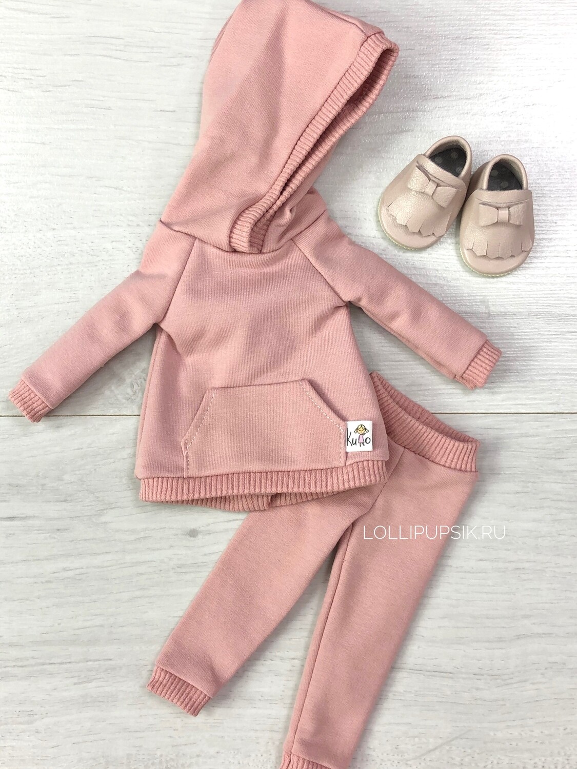 Комплект для куклы Paola Reina 32-34 см, пудра Комплект для куклы Paola Reina 32-34 см, пудра