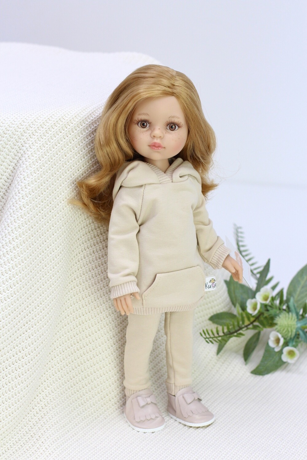 Кукла Даша с медовыми глазками в модном костюме (Паола Рейна), 34 см