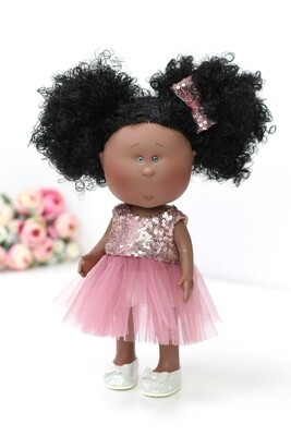 Кукла-мулатка в авторском наряде Mia, Nines d'Onil, 30 см. Упаковка фирменная коробка