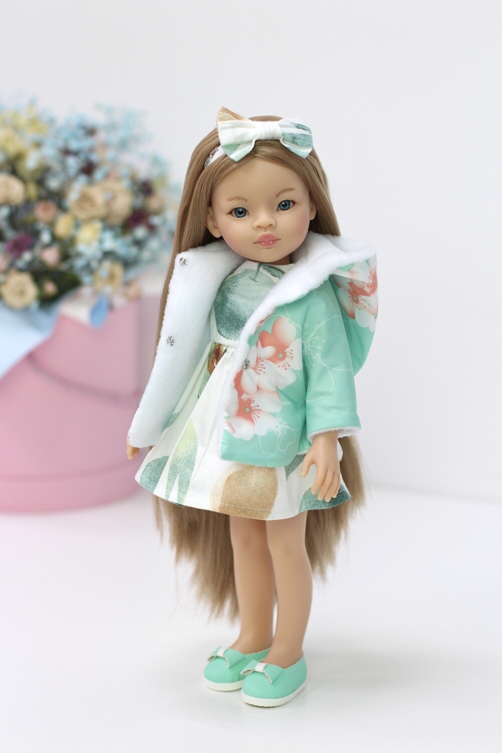 Кукла Маника Рапунцель в платье, пончо и обуви (пижама в комплекте), Паола Рейна, 34 см