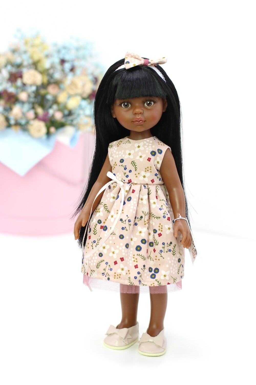 Кукла Нора европейка с чёлкой в платье 