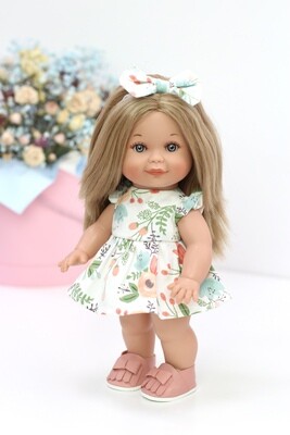 Кукла Бетти с ароматом карамели, со средней длиной волос, в платье 