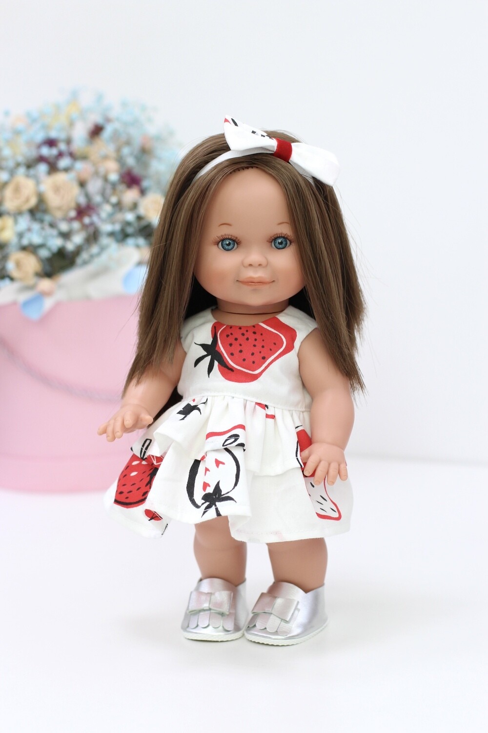 Кукла Бетти с ароматом карамели, со средней длиной волос, в платье, 30 см, Lamagik