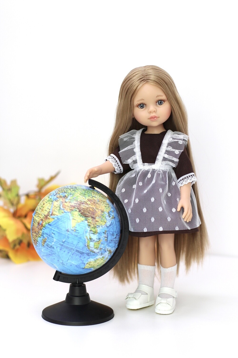 Кукла Карла Рапунцель - школьница в коричневой форме (пижама в комплекте), Паола Рейна , 34 см