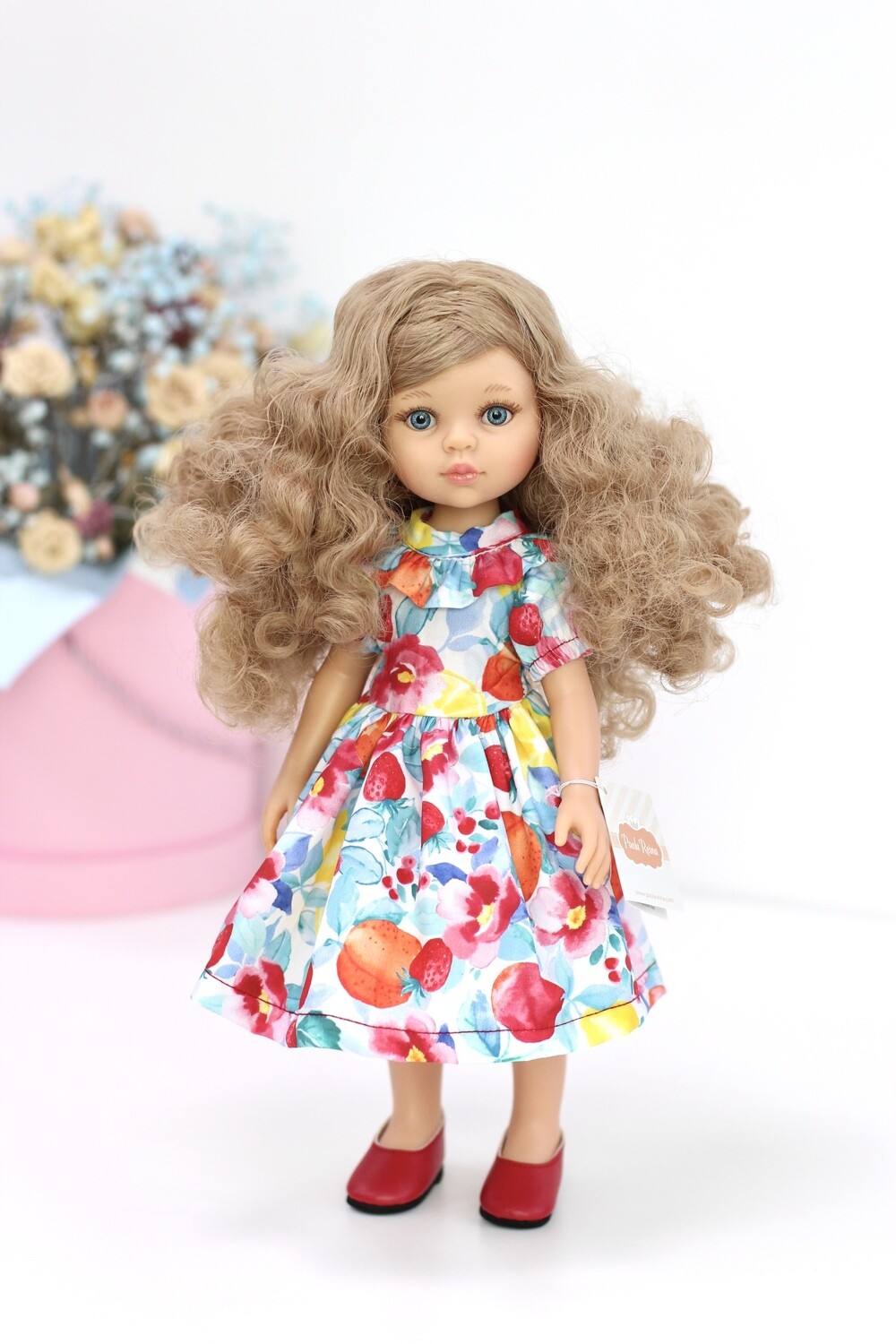Кукла Карла, с голубыми глазами Paola Reina (в фабричном наряде), 34 см