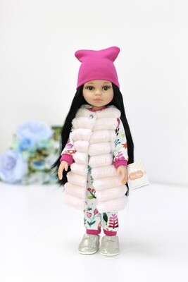 Кукла Карина в стильном образе с жилеткой, с волосами до колен и карими глазами, Паола Рейна , 34 см