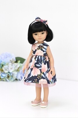 Кукла Лиу с каре в платье с тюльпанами Паола Рейна, 34 см