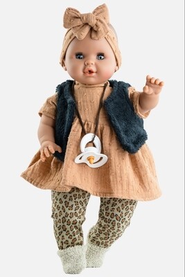 Кукла мягконабивная Соня с закрывающимися глазками, со звуковым механизмом, Paola Reina, 36 см. Упаковка фирменная коробка